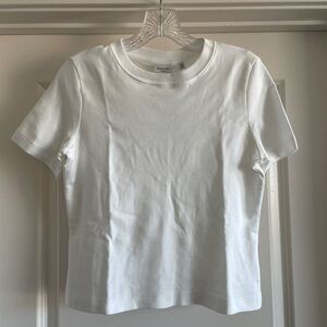 Aritzia Barton White Short Sleeve T-Shirt